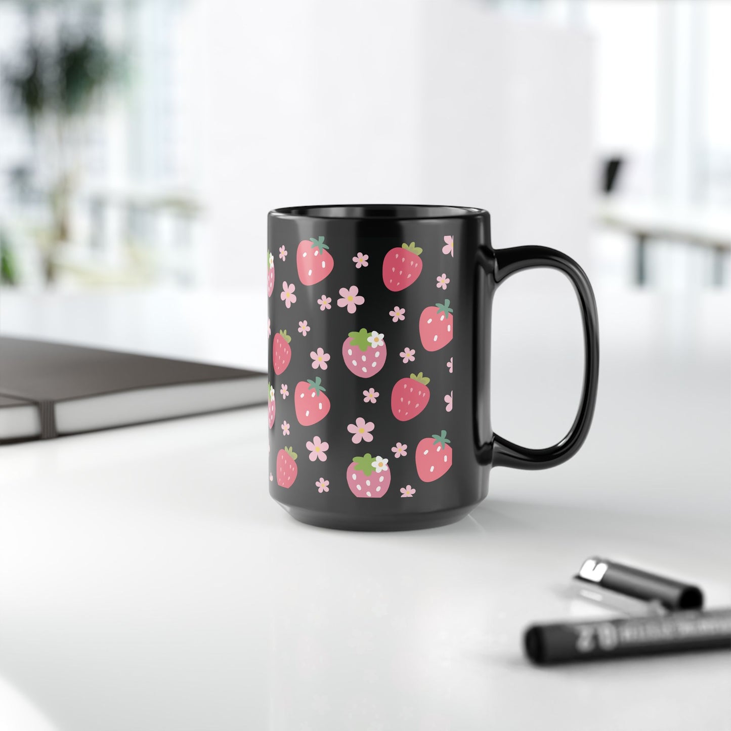 Strawberries and Daisies Black Mug