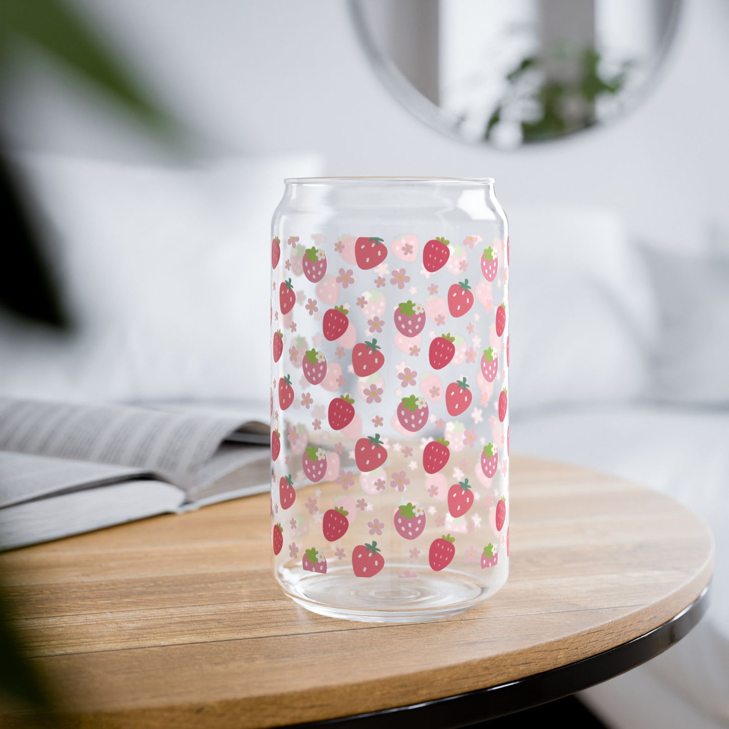 Strawberries and Daisies Sipper Glass 16 oz