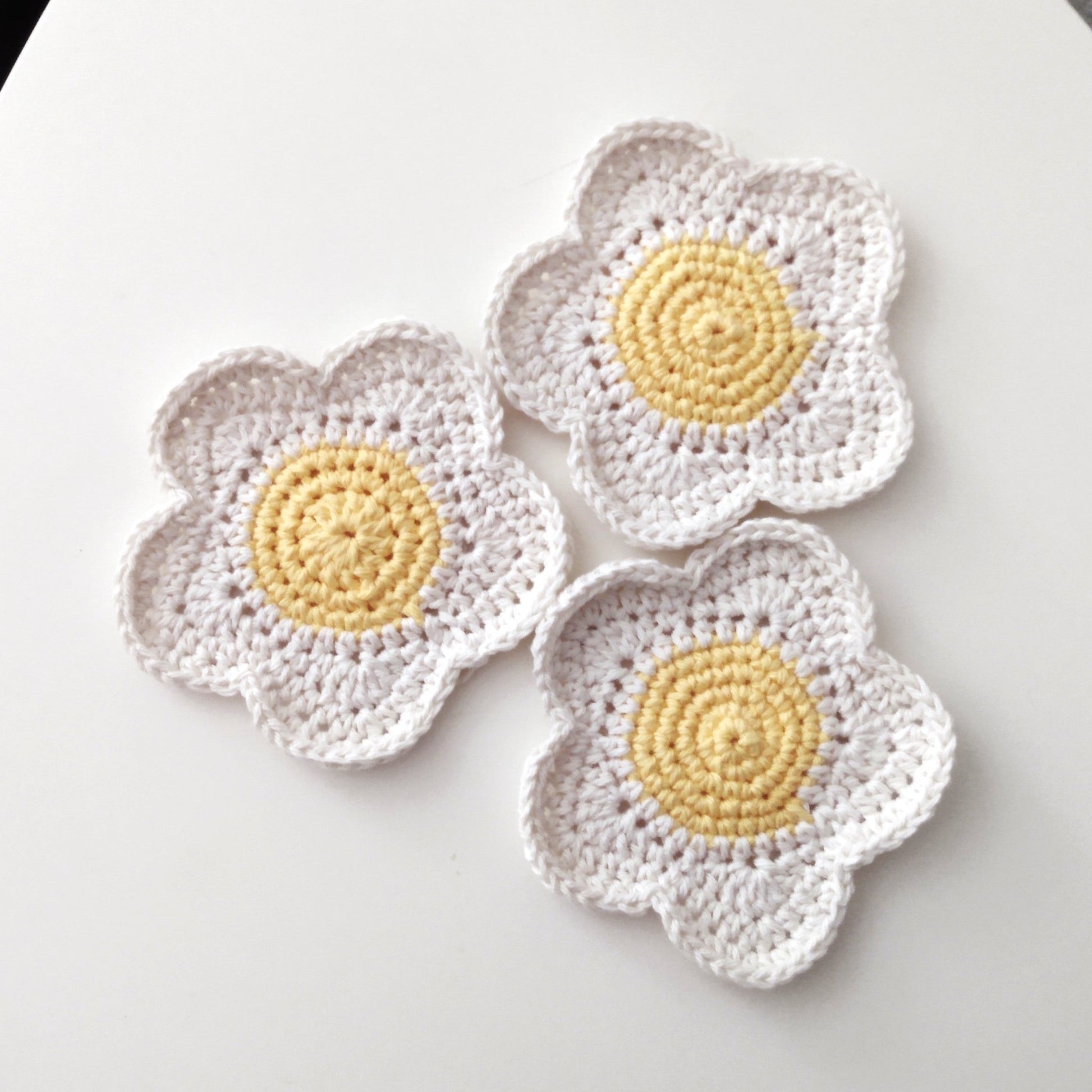 Daisy Coaster - Coaster - Kristine Celestine